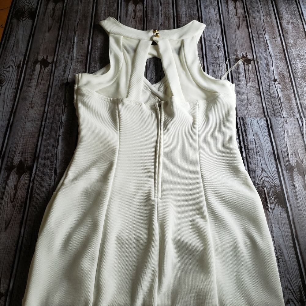 Emerald Sundae White Criss-Cross Dress - Picture 4 of 6